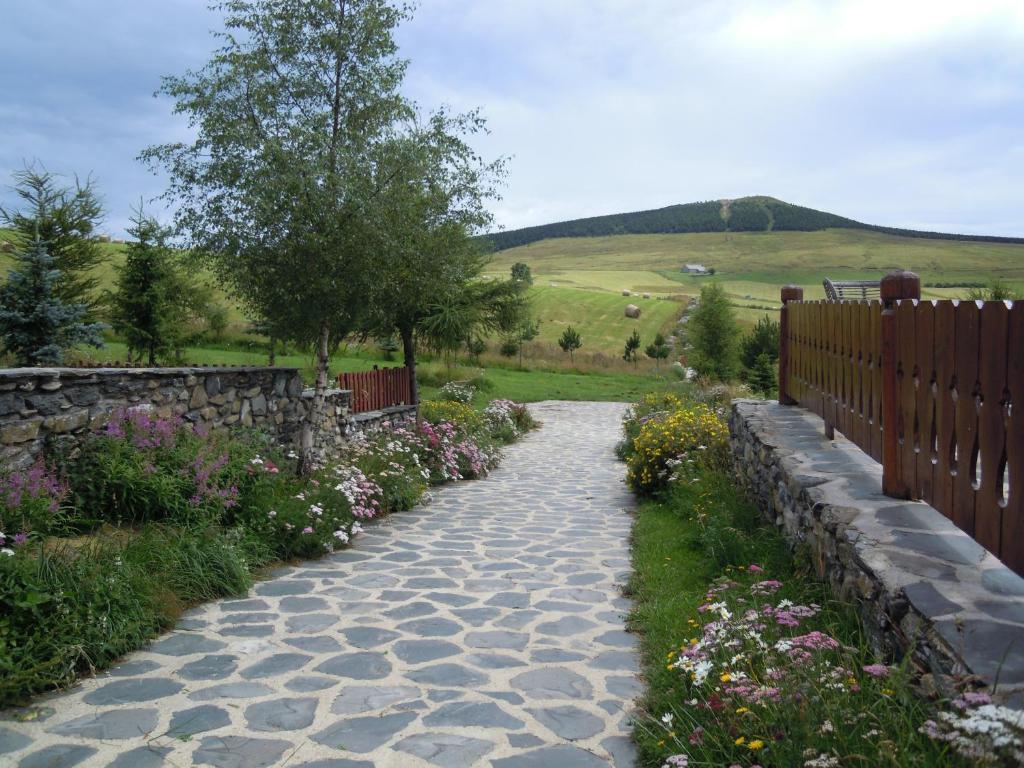 Le Francillon Bed and Breakfast Les Estables Exteriör bild